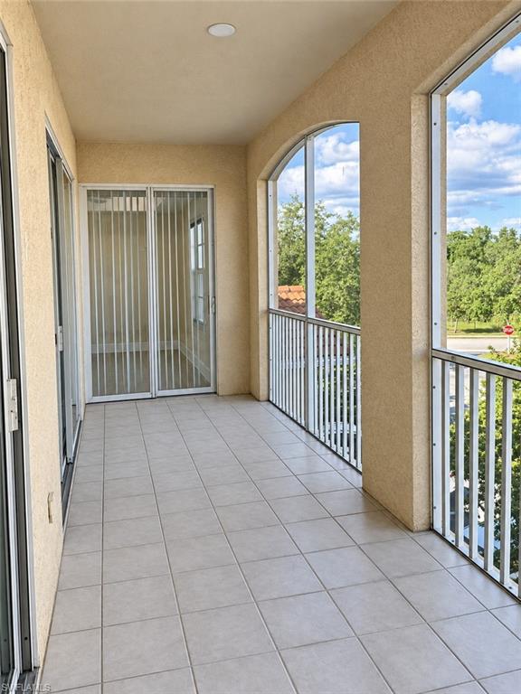 9025 Colby Dr 2120 Property Photo 16