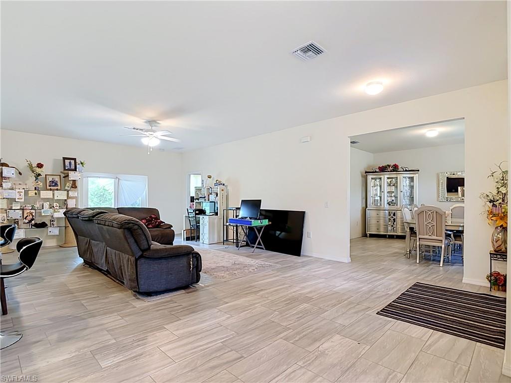 6027 Acorn Cir Property Photo 9