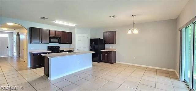 2625 Manzilla Ln Property Photo 6