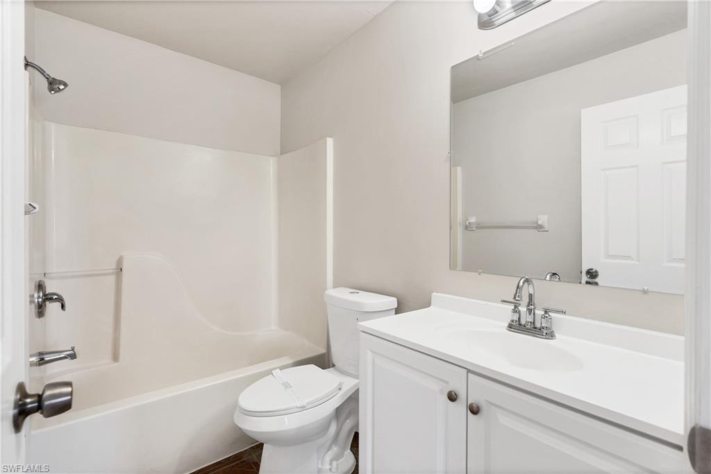 17196 Lee Rd Property Photo 19