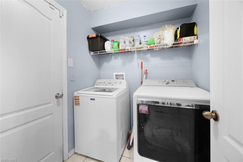 1900 Xelda Ave N Property Photo 5