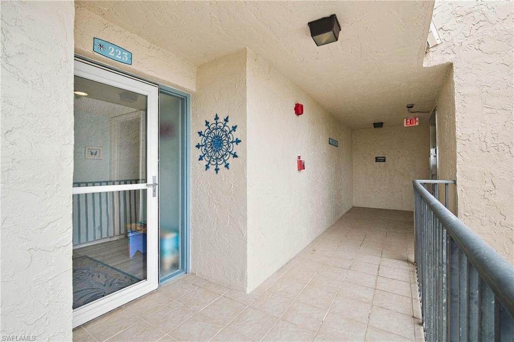 1299 Middle Gulf Dr 223 Property Photo 12