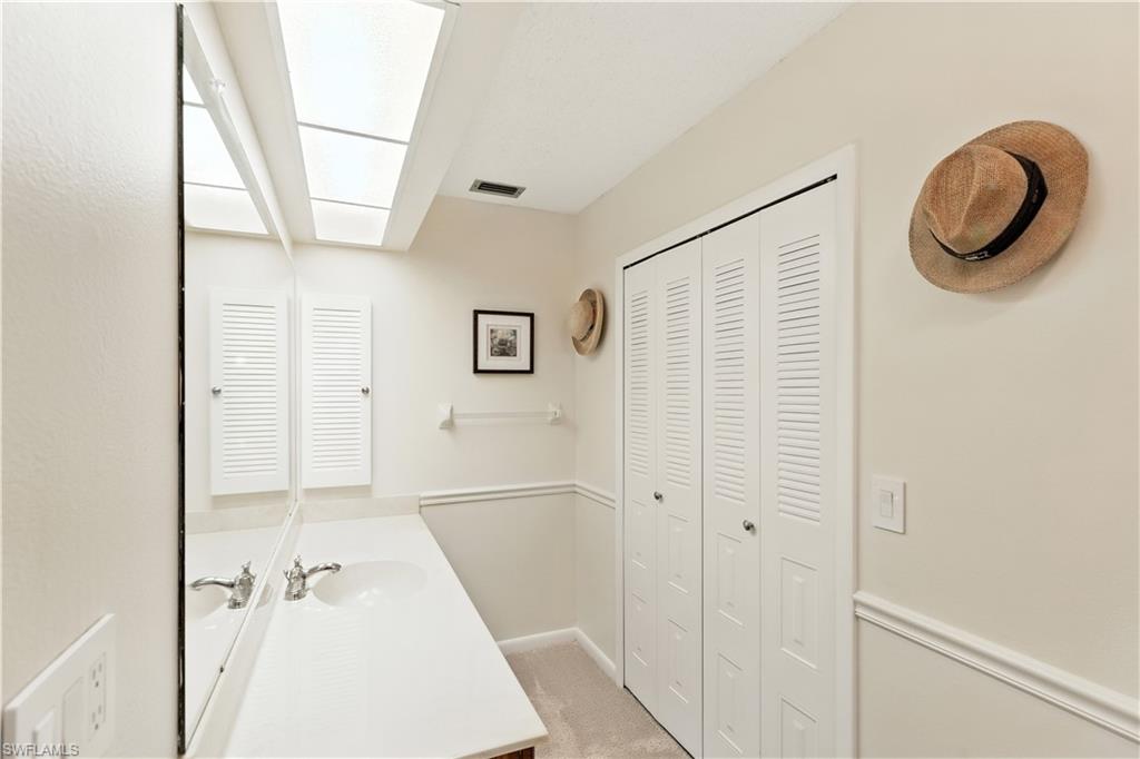 1267 Hazeltine Dr Property Photo 11