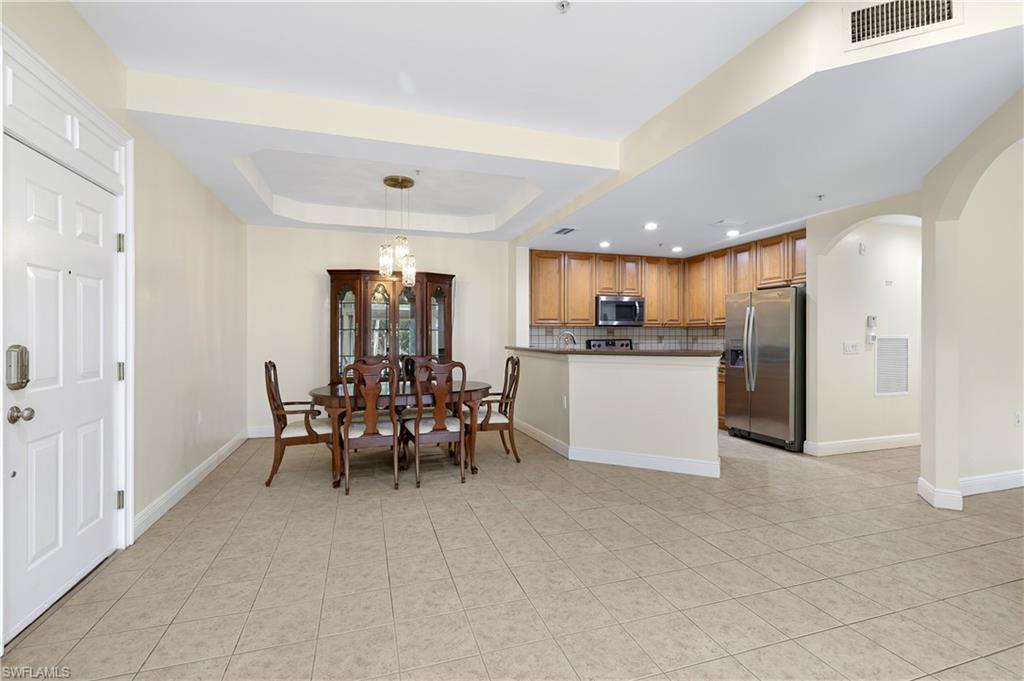 1518 Sw 50th St 102 Property Photo 1