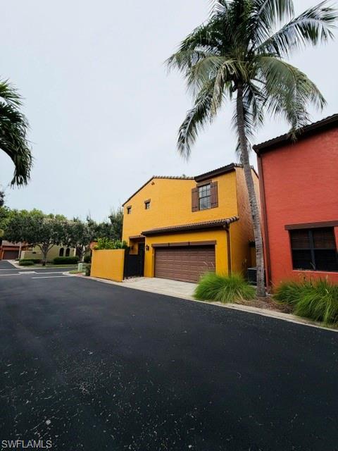 9122 Chula Vista St 12101 Property Photo 5