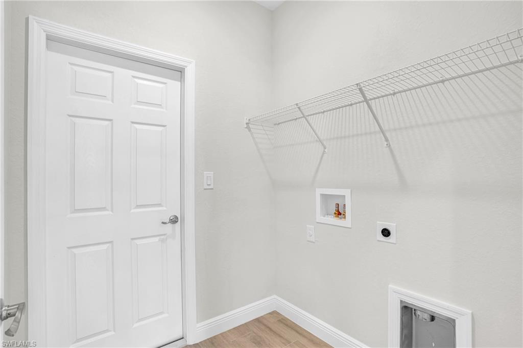 3602 65th St W Property Photo 11