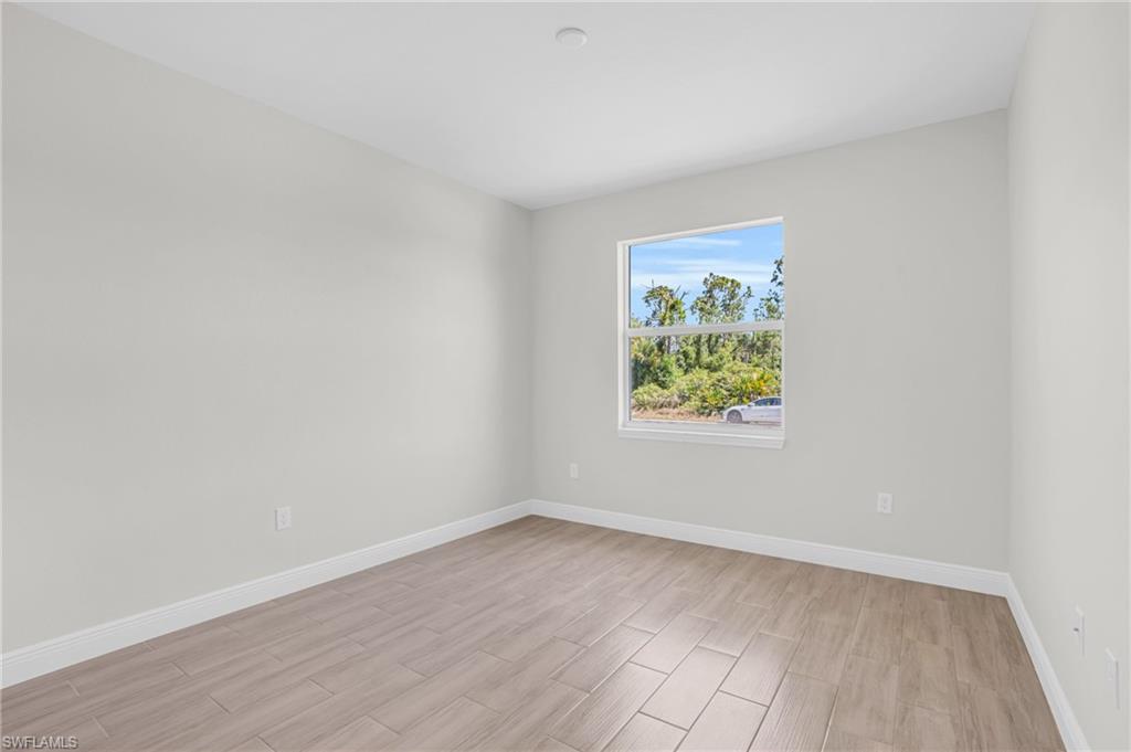 3602 65th St W Property Photo 19