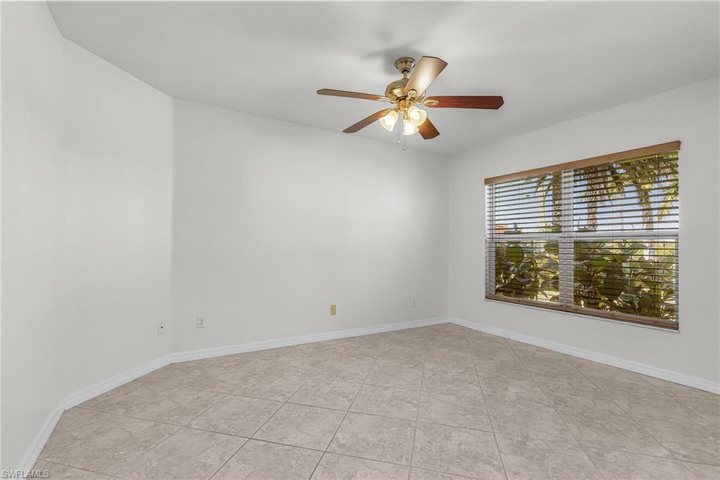 3310 Nw 5th Ter Property Photo 5