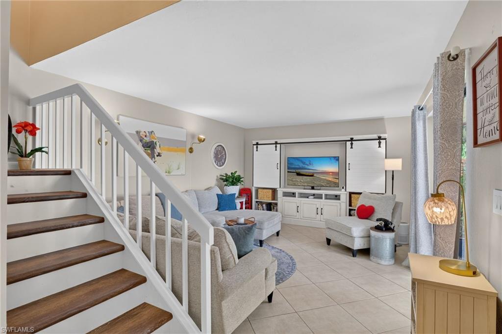 1428 Park Shore Cir 4 Property Photo 11