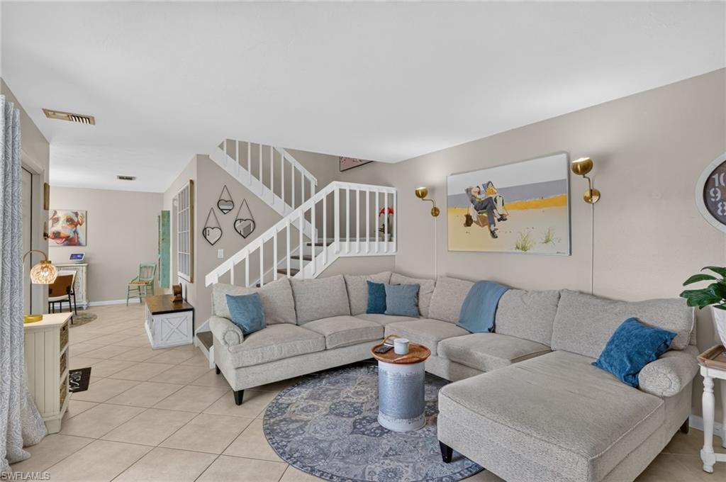 1428 Park Shore Cir 4 Property Photo 14