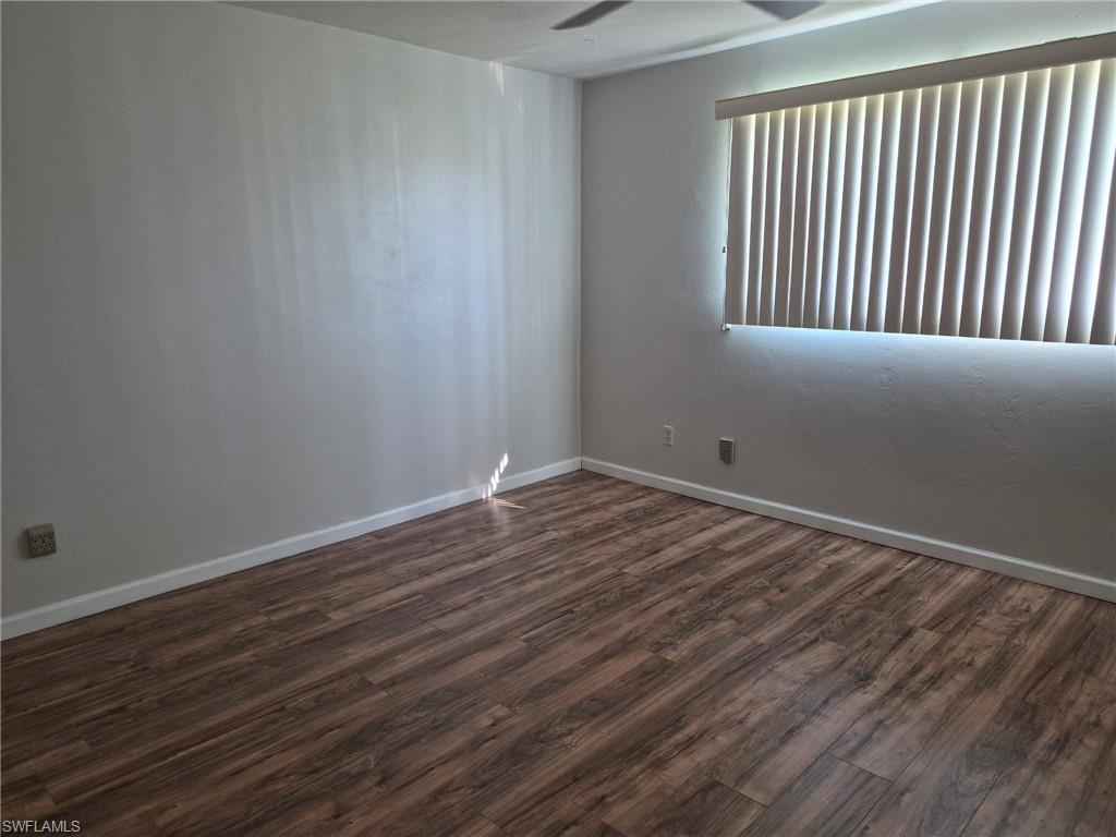 9377 Lennex Ln Property Photo 2