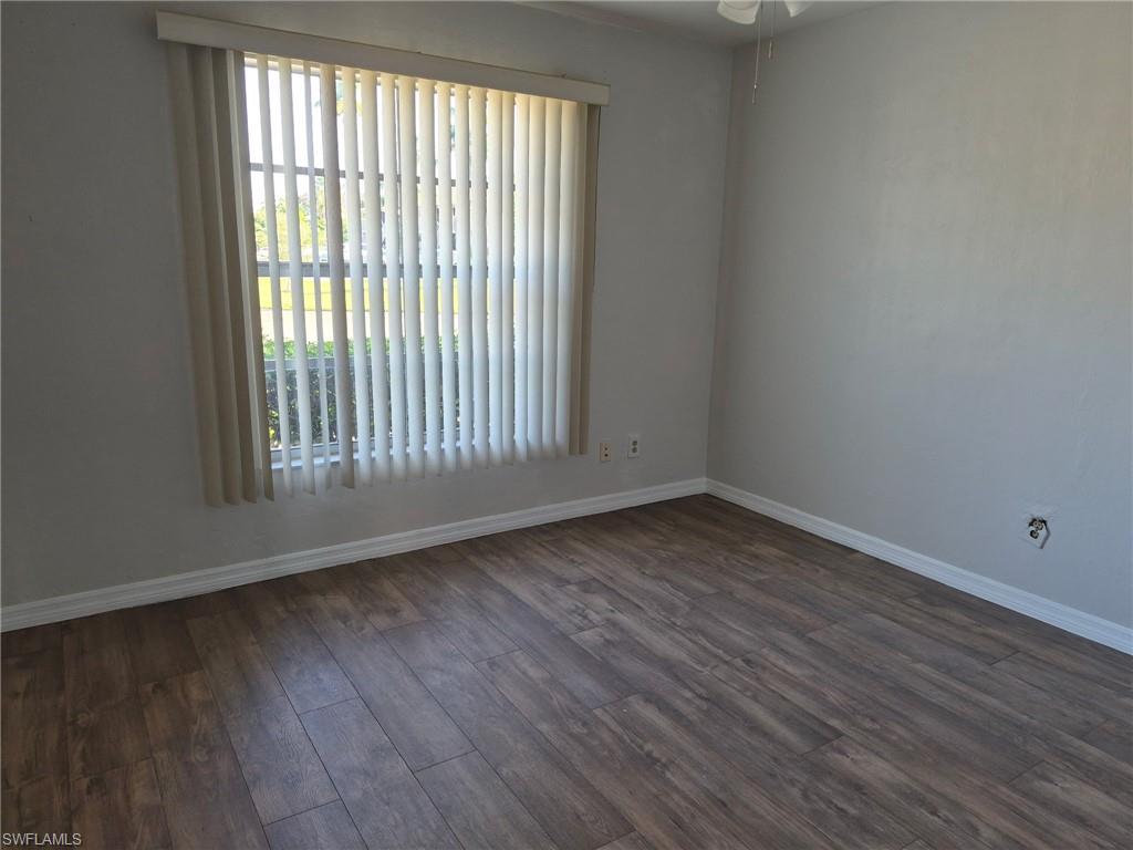 9377 Lennex Ln Property Photo 3