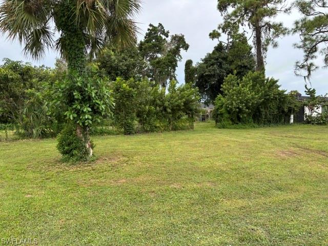 842 Whispering Pines Rd Property Photo 2