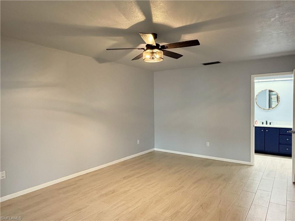 6865 Sandtrap Dr Property Photo 10