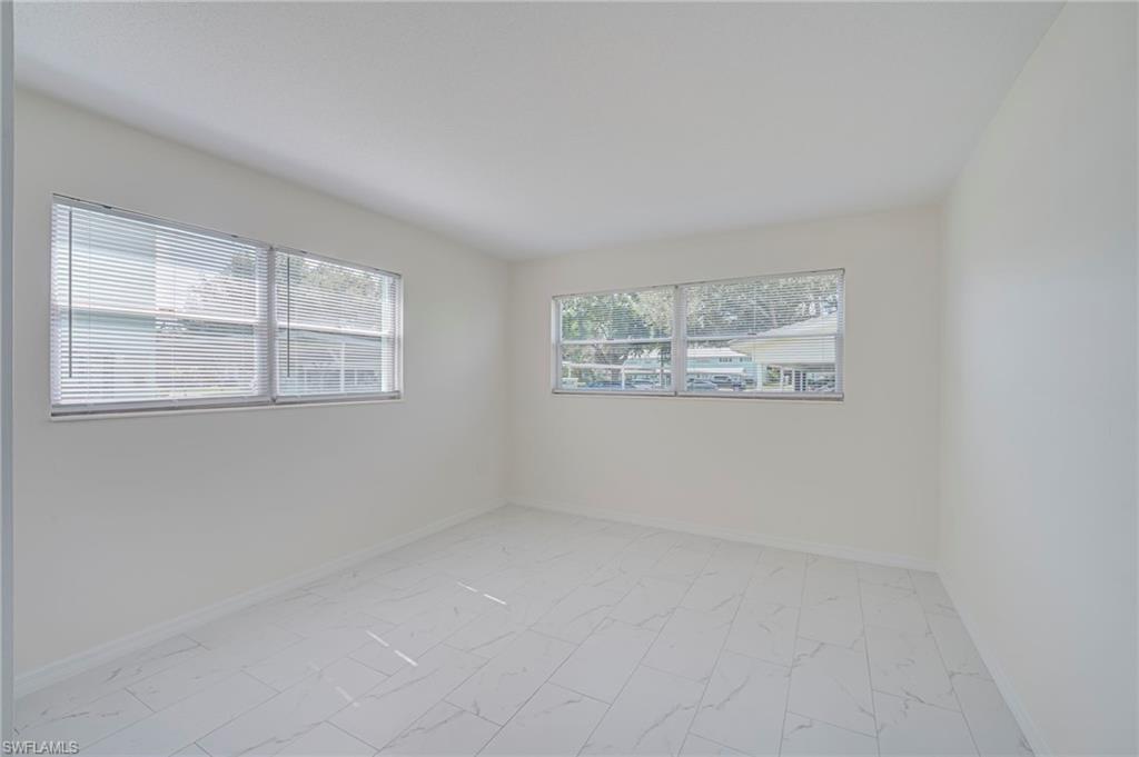 3225 E Riverside Dr 21b Property Photo 11
