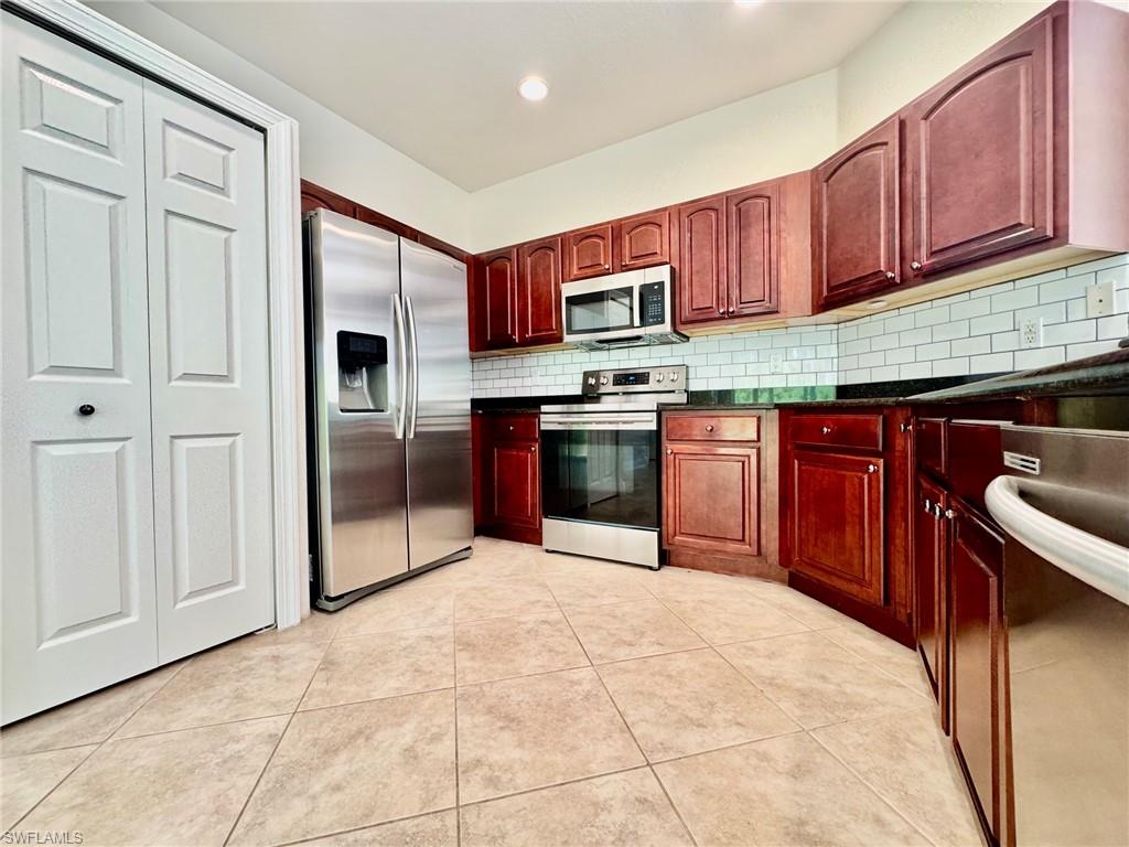 839 Puccini Ave S Property Photo 12