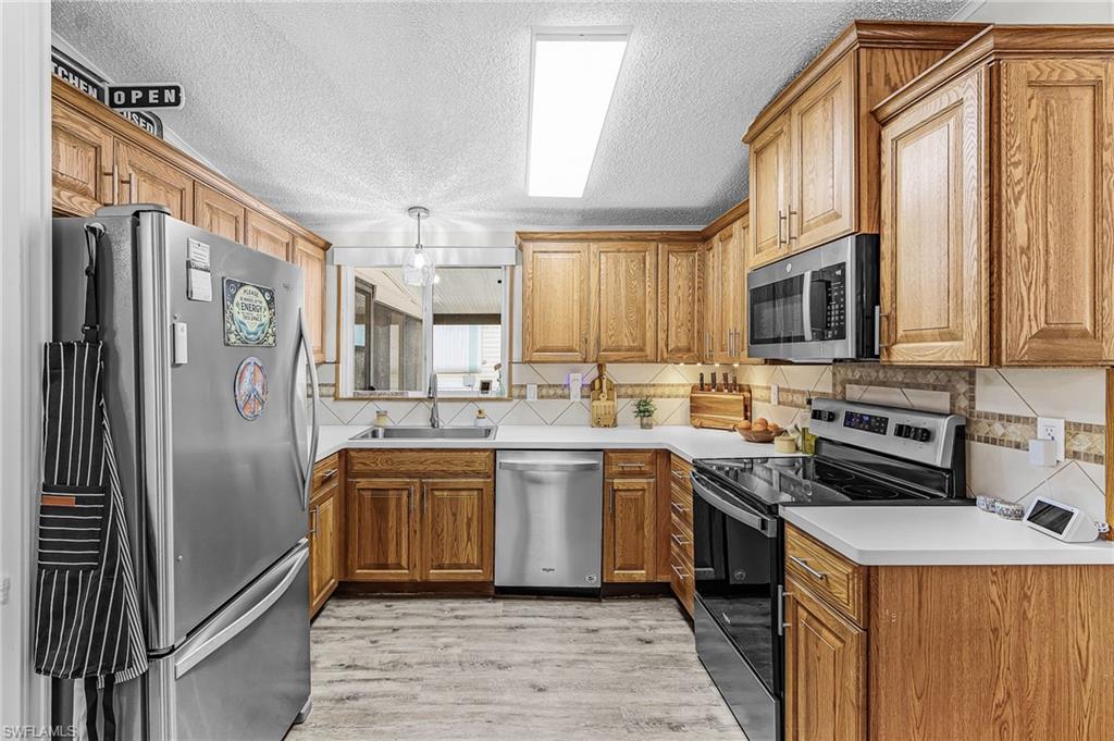4971 Porky Ln Property Photo 10