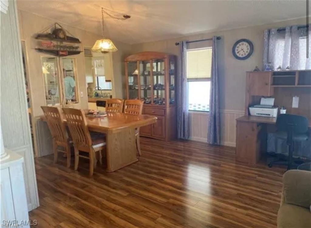 571 Sunrise Ln Property Photo 8