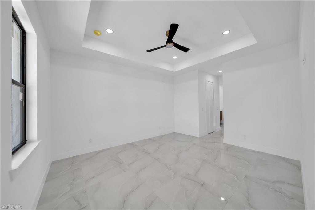 928 Ne 1st Pl Property Photo 15
