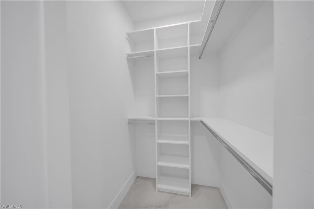 928 Ne 1st Pl Property Photo 22