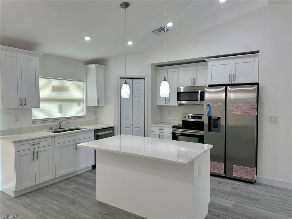 414 Miramar Rd Property Photo 2