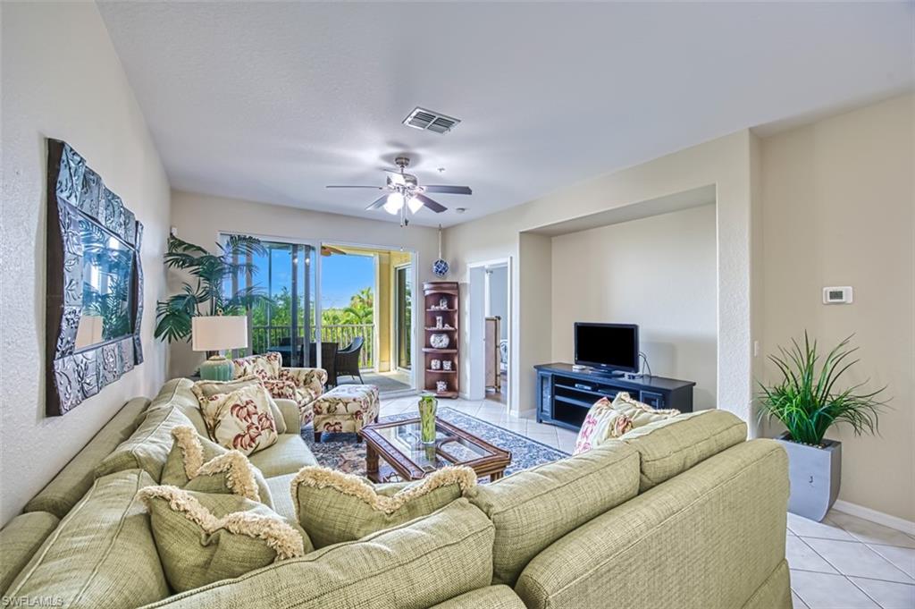 20041 Sanibel View Cir 104 Property Photo 9
