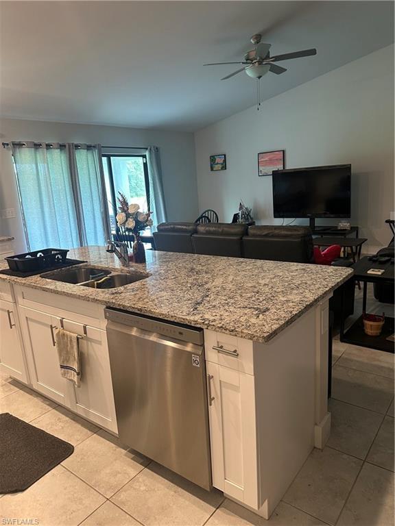 1611 Louis Ave Property Photo 2