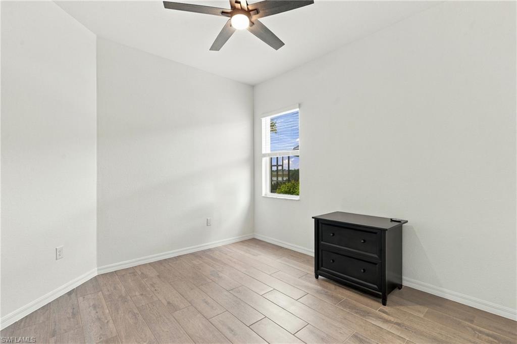 25124 Redwood Ct Property Photo 24