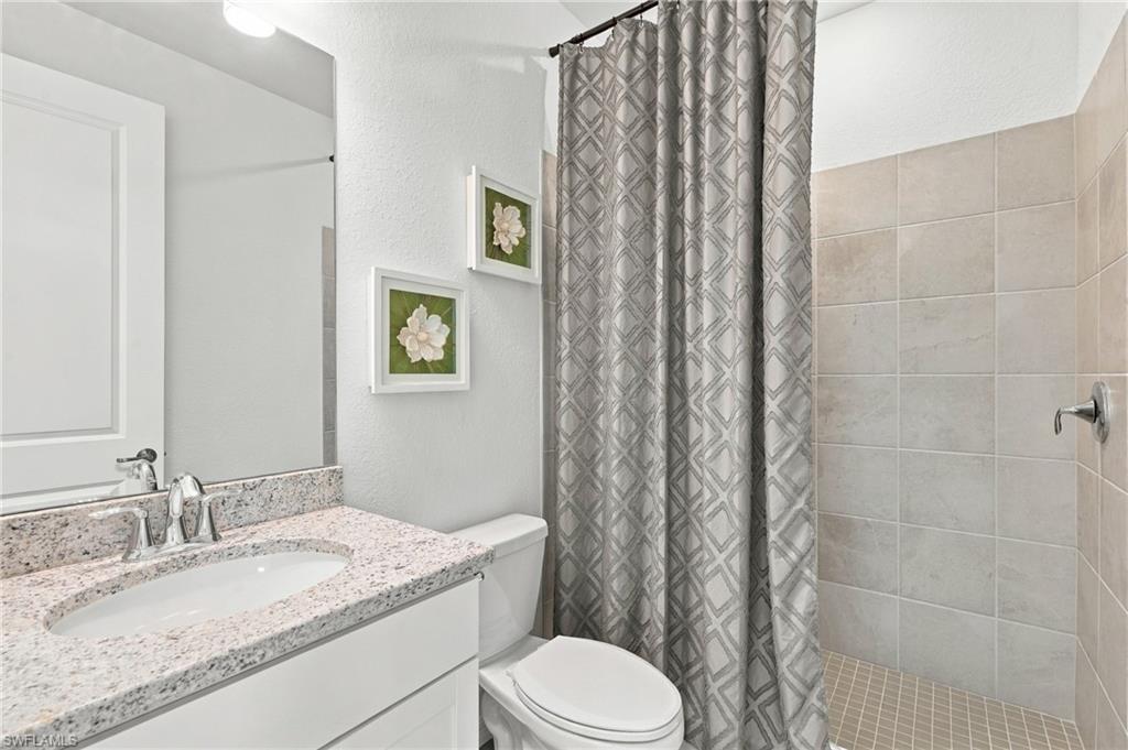 25124 Redwood Ct Property Photo 30