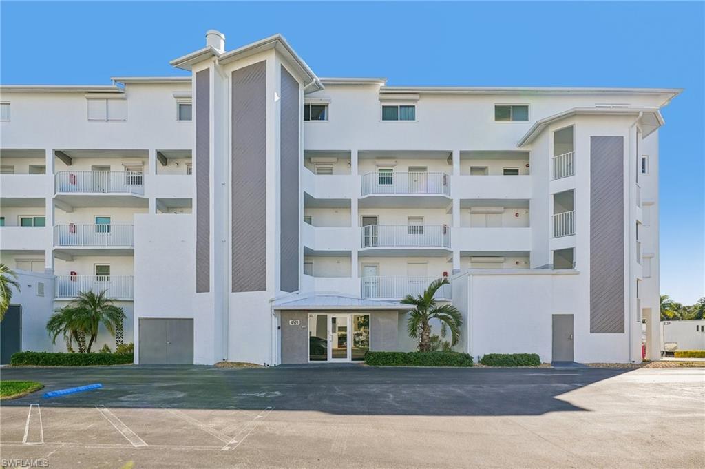 4521 Bay Beach Ln 326 Property Photo 1
