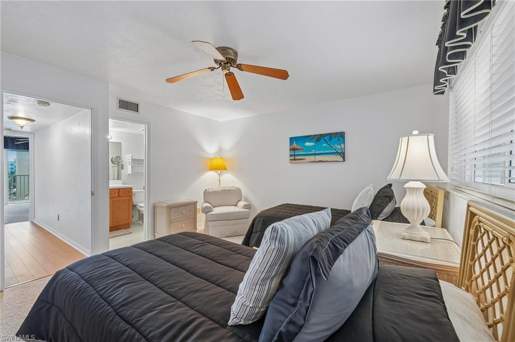 4521 Bay Beach Ln 326 Property Photo 18