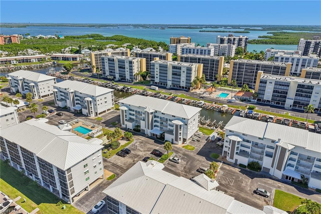 4521 Bay Beach Ln 326 Property Photo 28