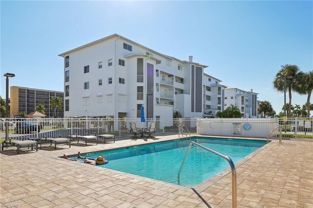 4521 Bay Beach Ln 326 Property Photo 34