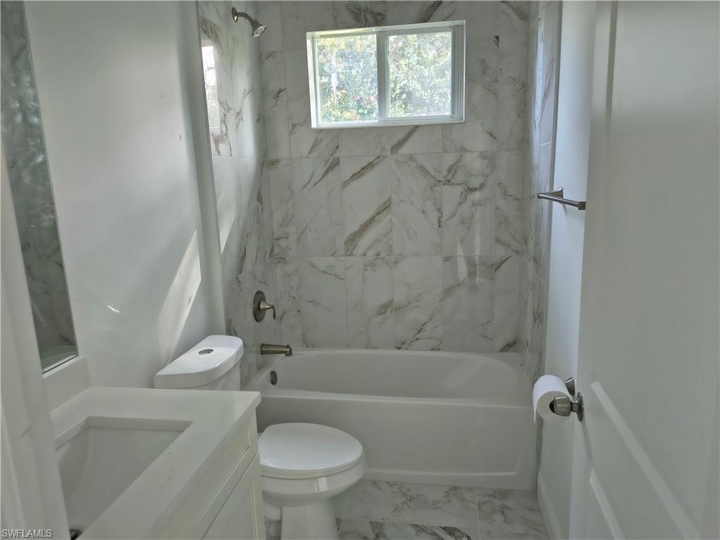 2919 52nd St W Property Photo 9