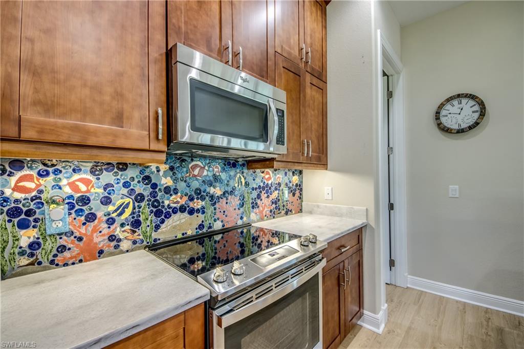 5380 Genesee Pkwy Property Photo 17