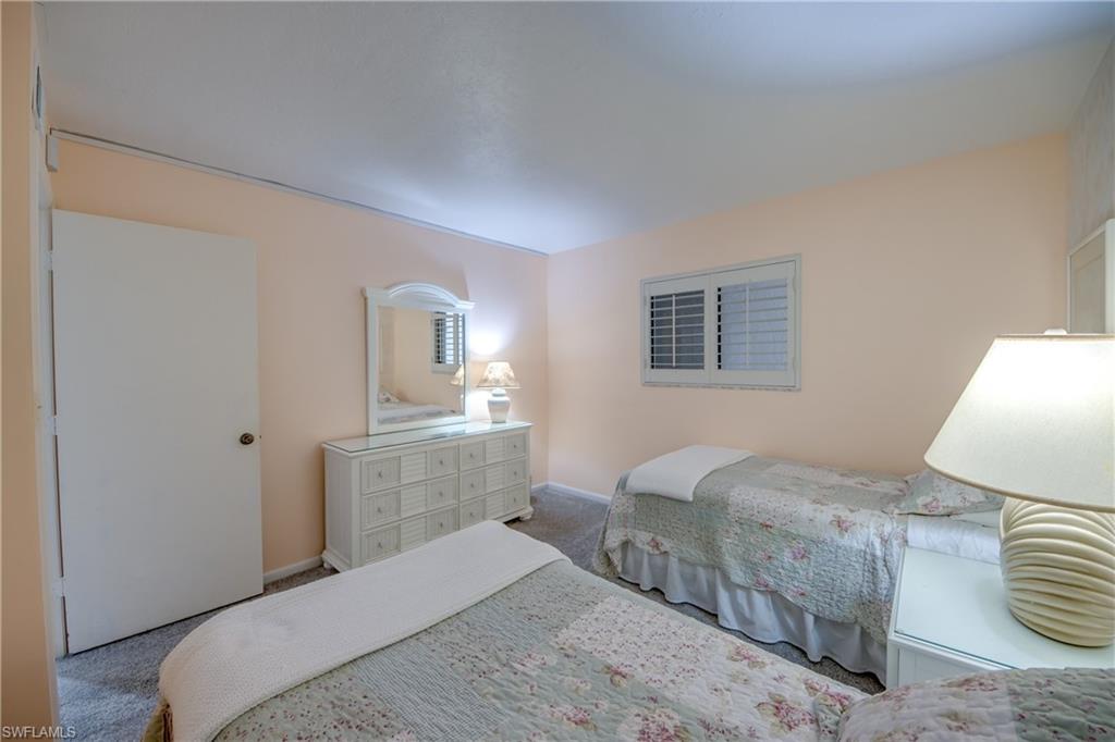 2532 Estero Blvd 305 Property Photo 16