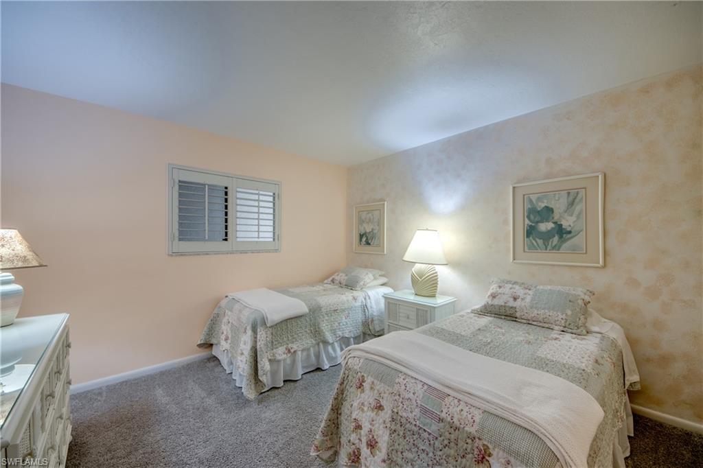 2532 Estero Blvd 305 Property Photo 17
