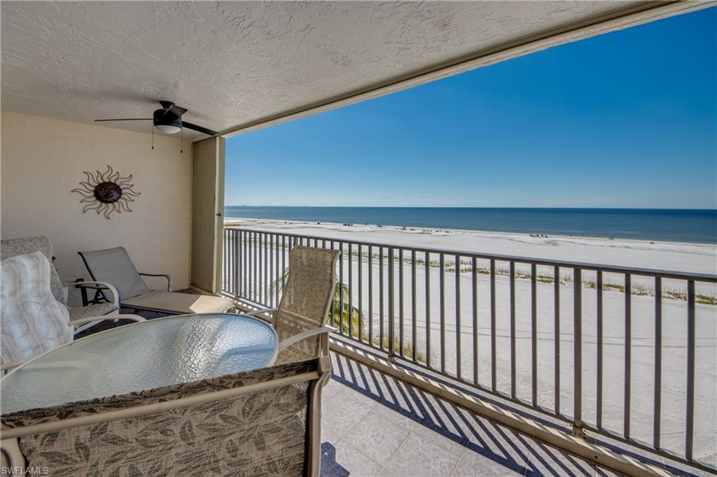2532 Estero Blvd 305 Property Photo 24