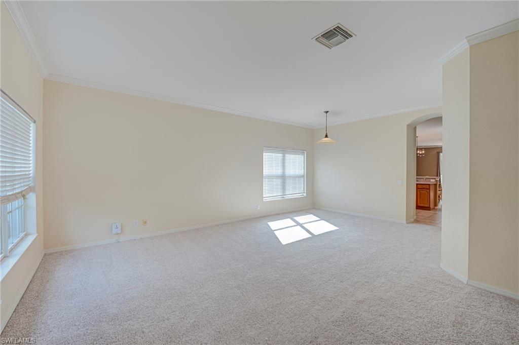 8960 Falcon Pointe Loop Property Photo 3