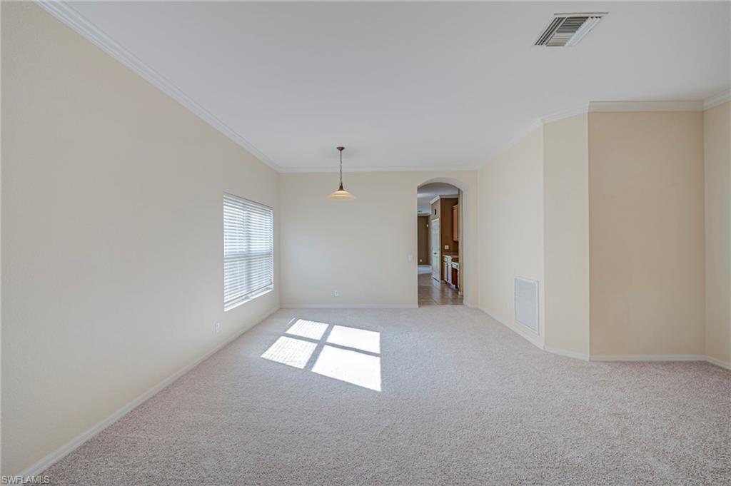 8960 Falcon Pointe Loop Property Photo 4