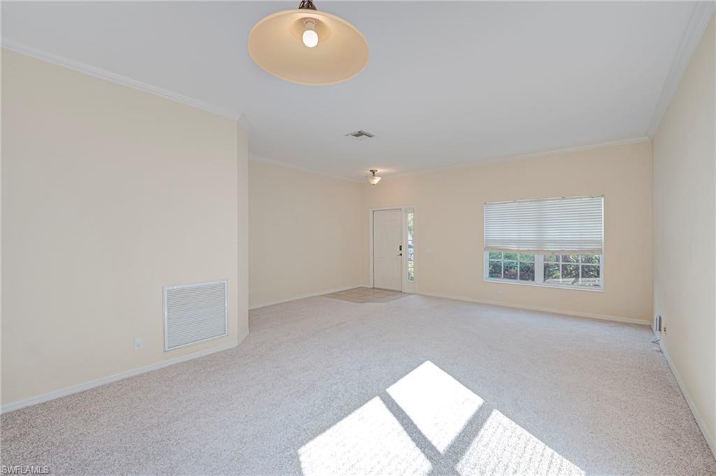 8960 Falcon Pointe Loop Property Photo 5