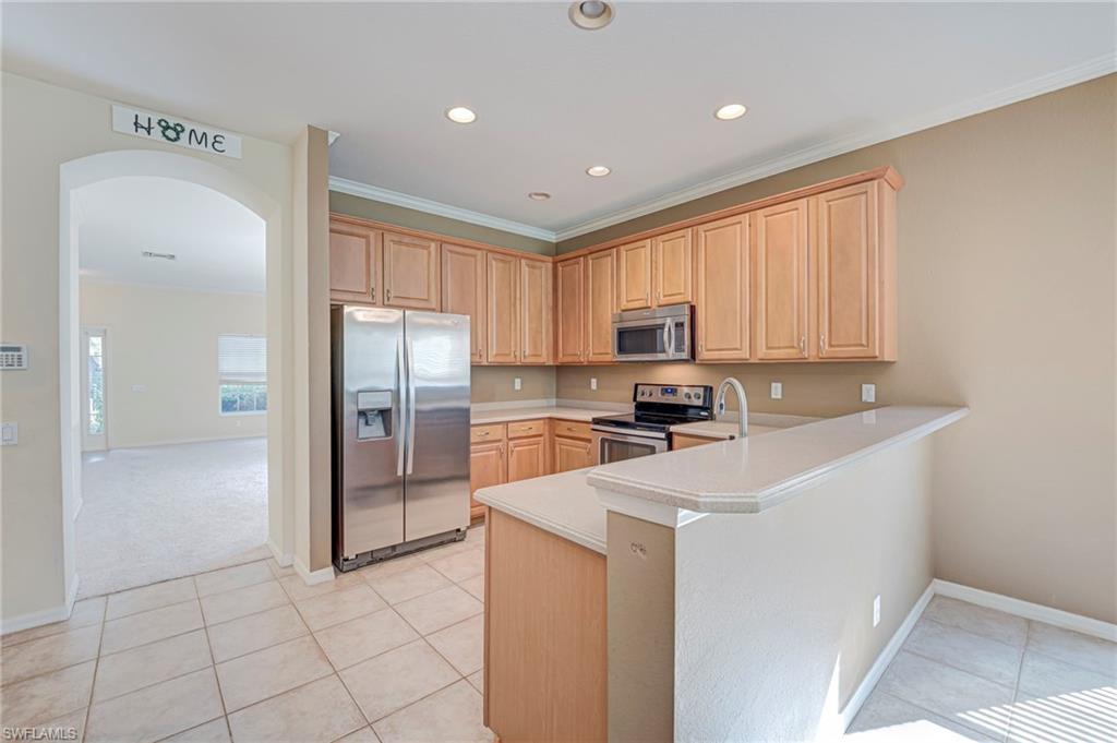 8960 Falcon Pointe Loop Property Photo 7