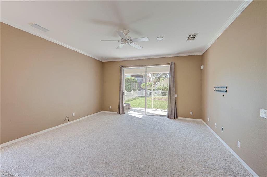 8960 Falcon Pointe Loop Property Photo 9