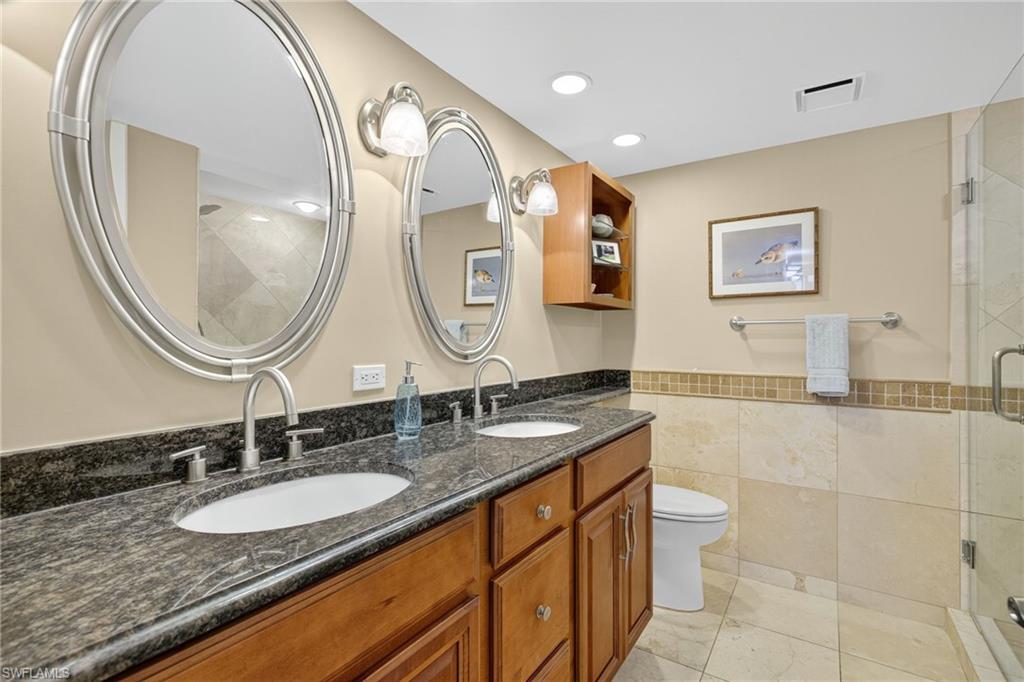200 Periwinkle Way 232 Property Photo 18