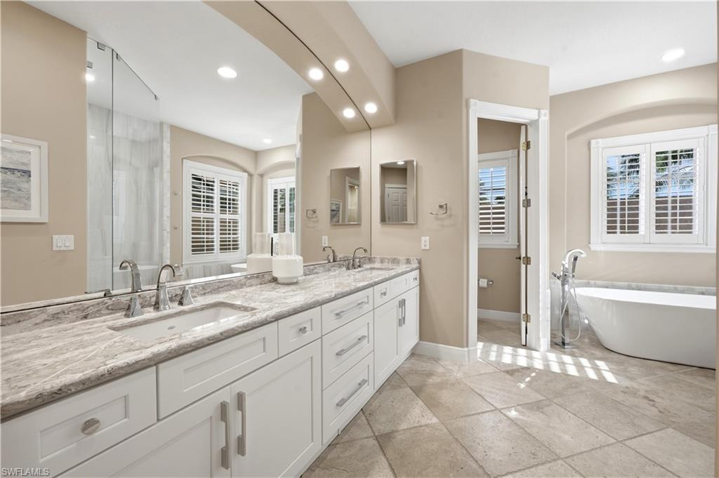 1805 Harbour Cir Property Photo 26