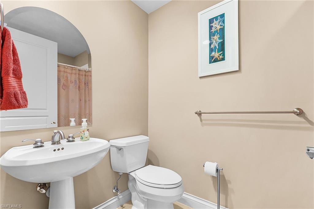 4137 Bay Beach Ln 522 Property Photo 15
