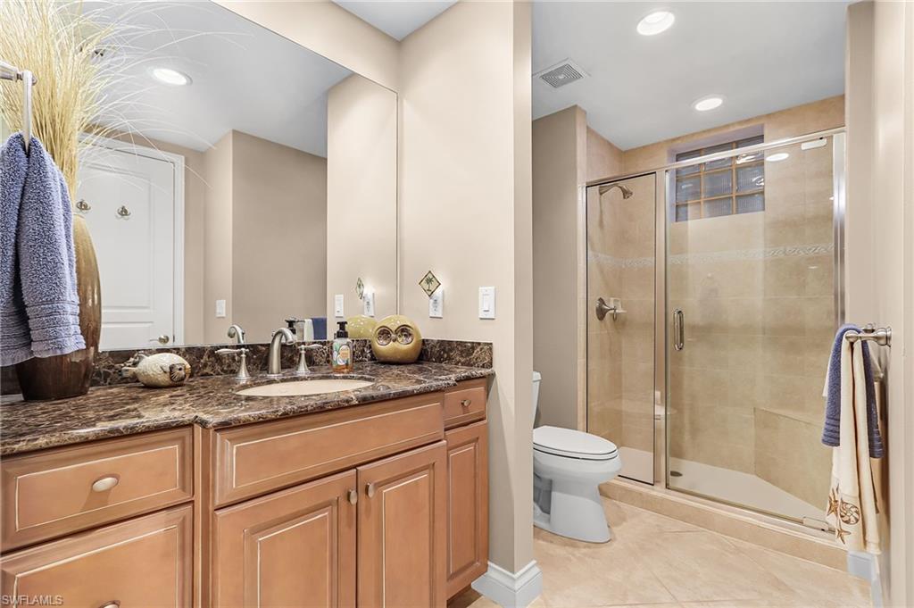 4137 Bay Beach Ln 522 Property Photo 18