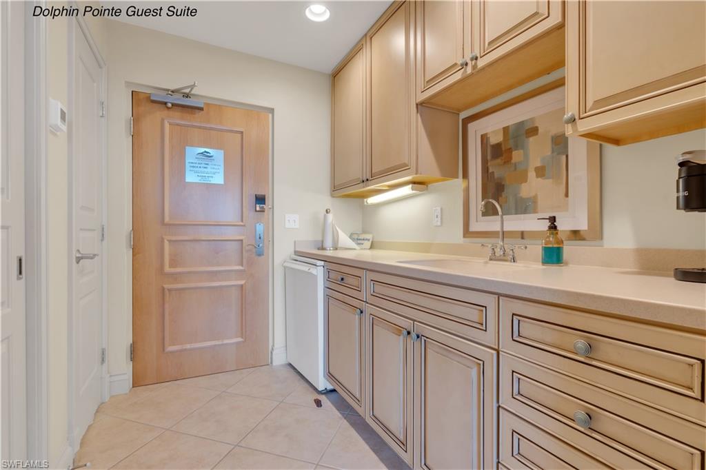 4137 Bay Beach Ln 522 Property Photo 39
