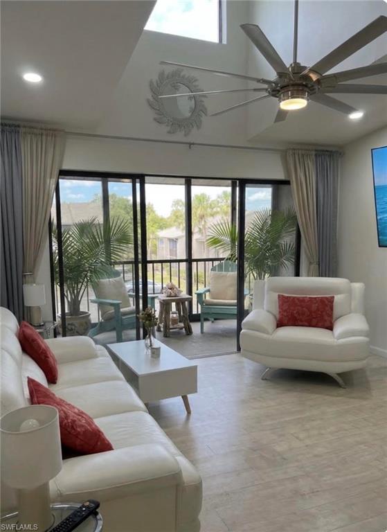 4701 Lakeside Club Blvd 18 Property Photo 1