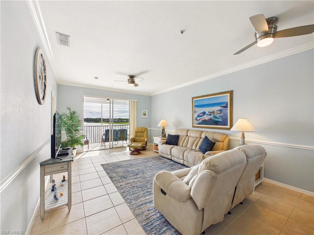 10381 Butterfly Palm Dr 944 Property Photo 3